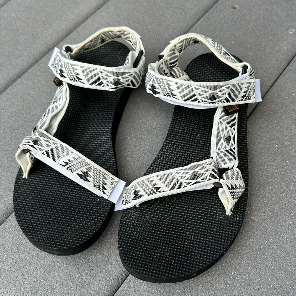 Teva Original Universal Sandals size 8